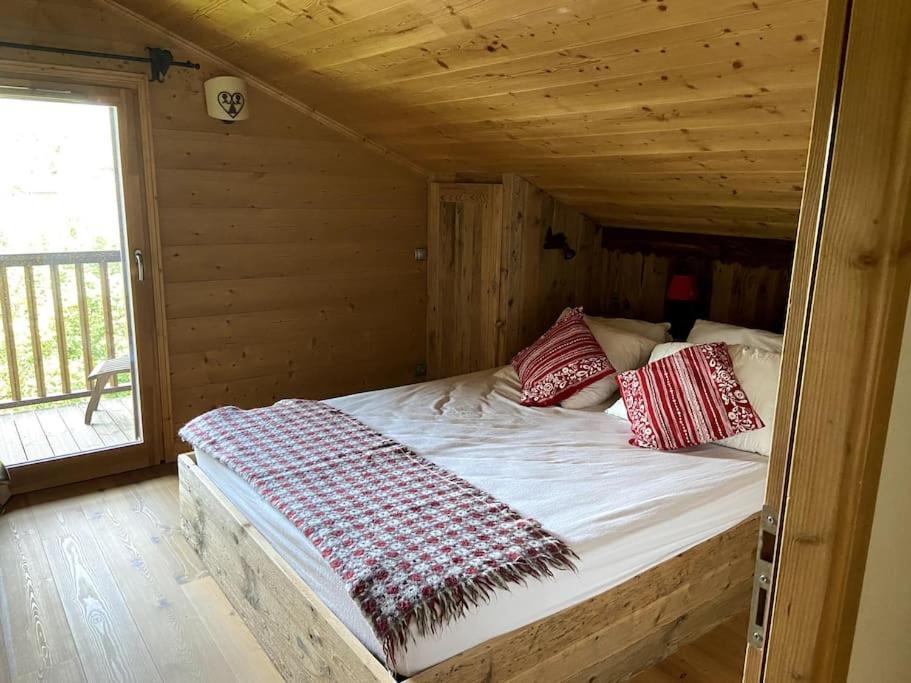 Three Bedroom Apartment, Samoens, Grand Massif Buitenkant foto